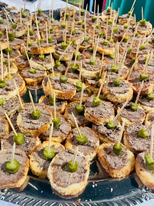 Canapés au Canard (30 pièces)